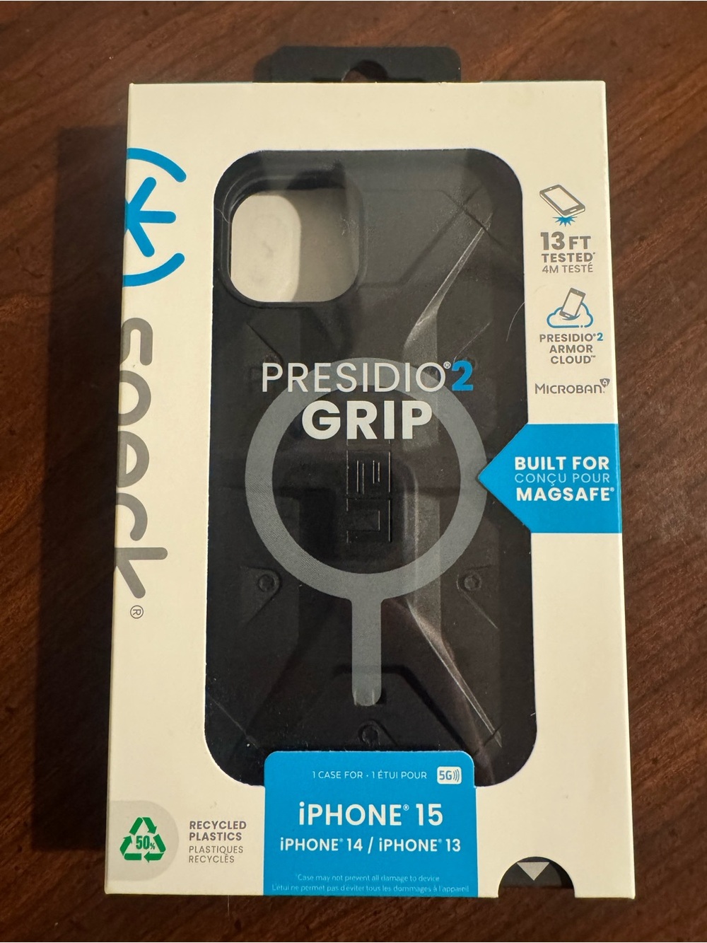 speck PRESIDIO2 GRIP MagSafe iPhone 15 Case - Black